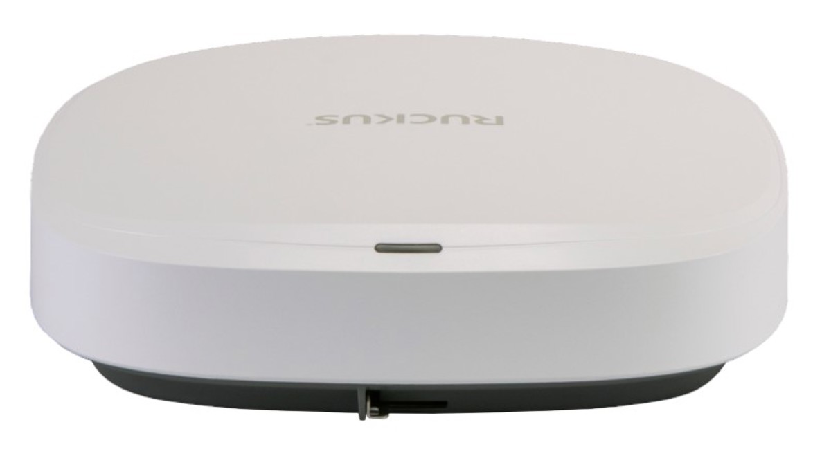The RUCKUS Networks R770 Wi-Fi 7 indoor AP.
